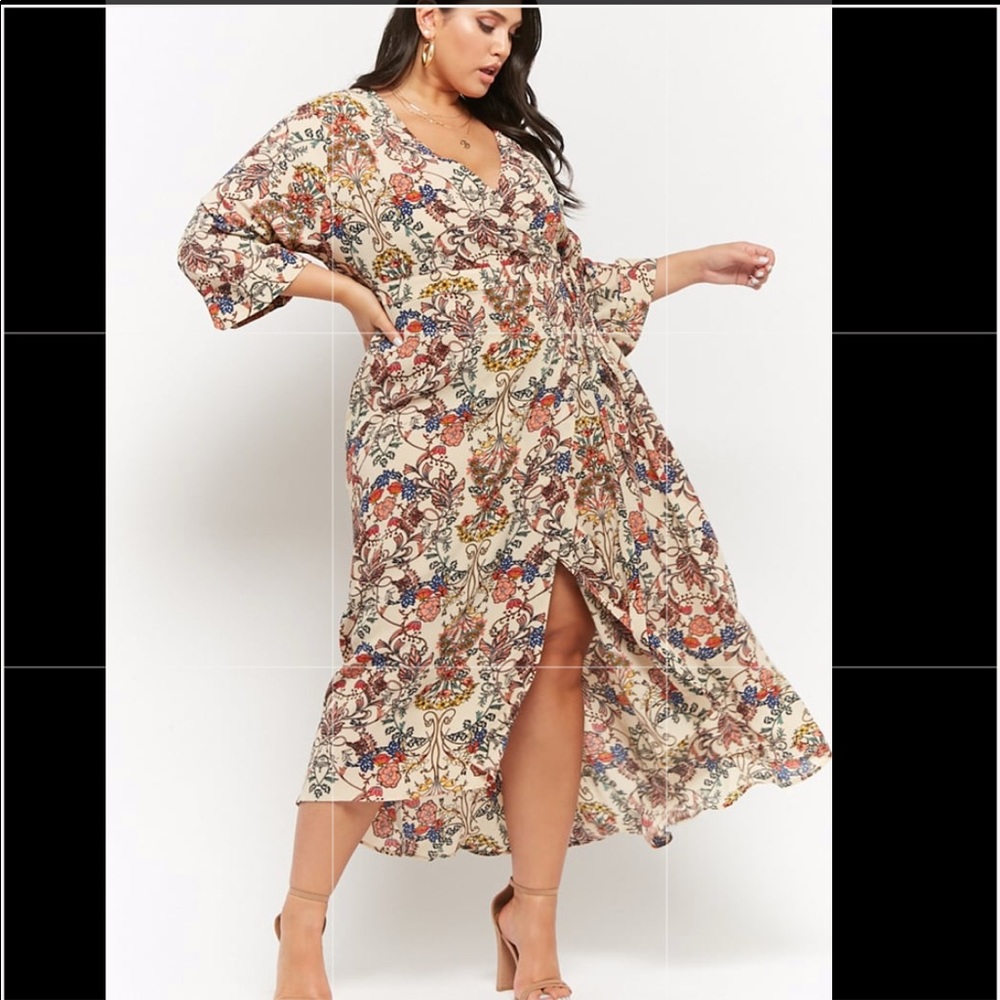 Plus Size Crepe Floral Maxi Dress